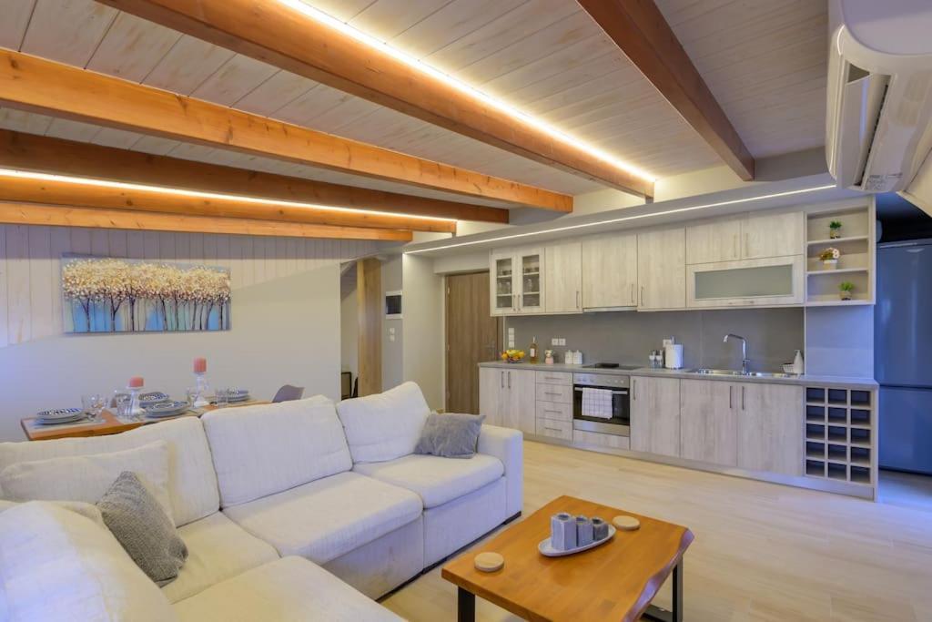 Contemporary Attic Daire Preveze Dış mekan fotoğraf
